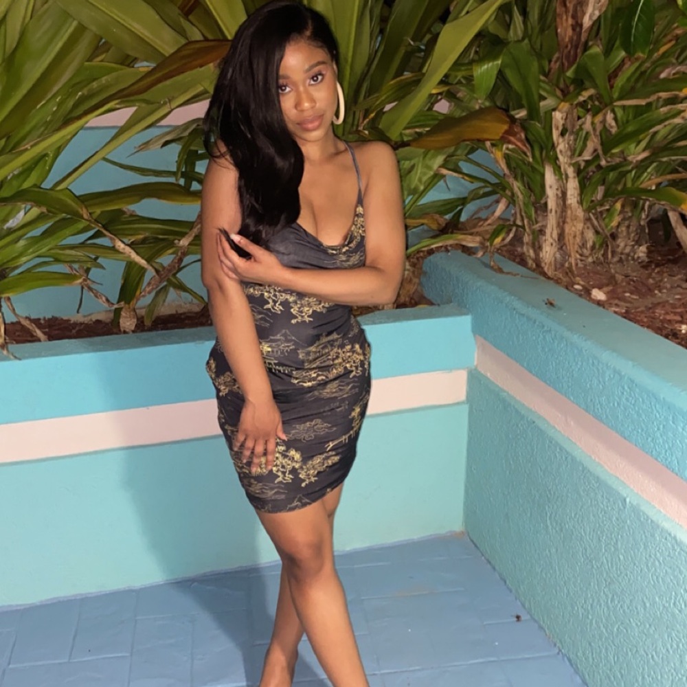 Meet your Posher, Ressa